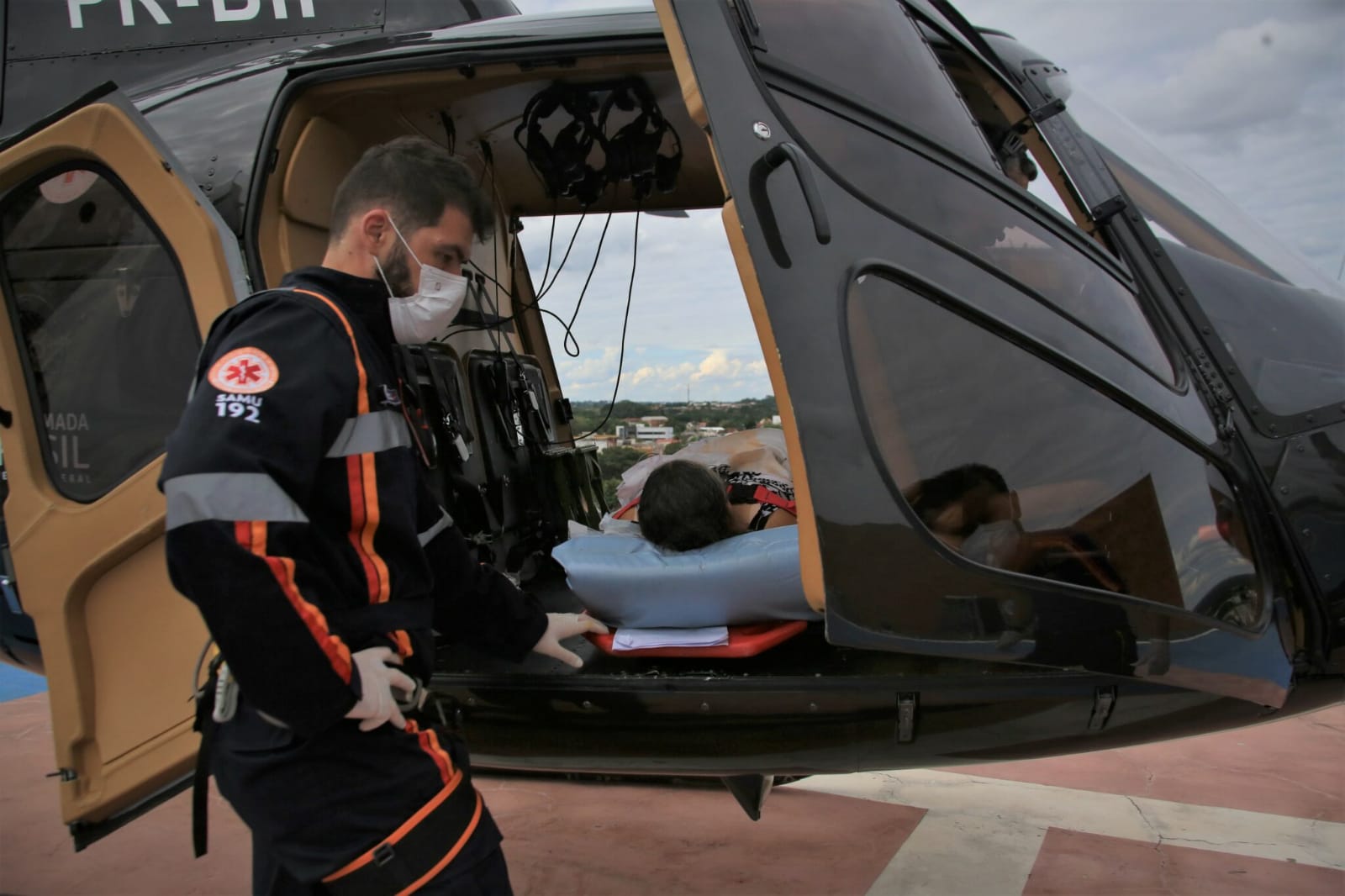 Helicóptero do Estado auxilia em mais um transporte de paciente grave para Rio Branco